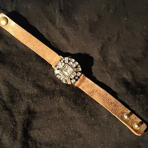 6 and 1/2 in and 7-in adjustable leather strap rhinestone bracelet